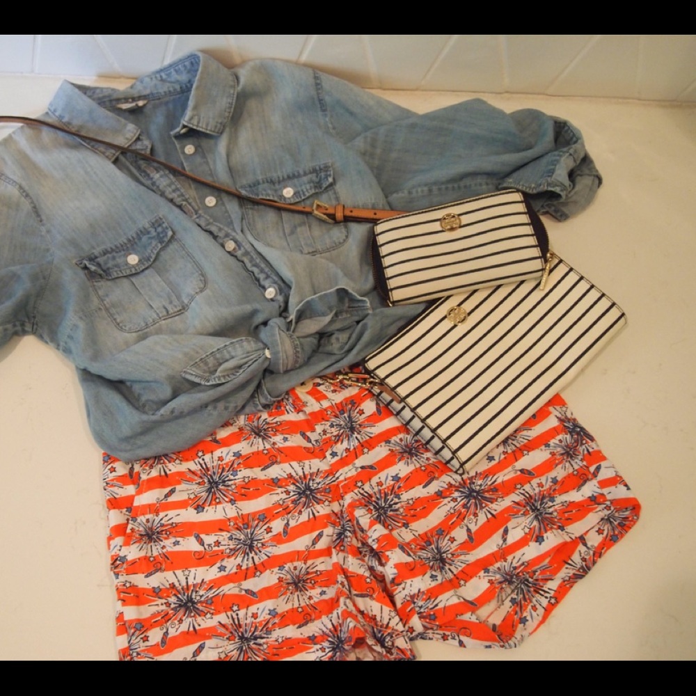 Lily Pulitzer Fireworks Shorts